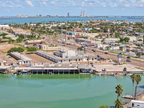 418 W Highway 100 Port Isabel TX 78578