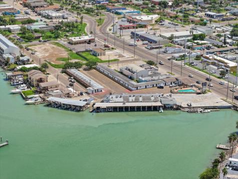 418 W Highway 100 Port Isabel TX 78578