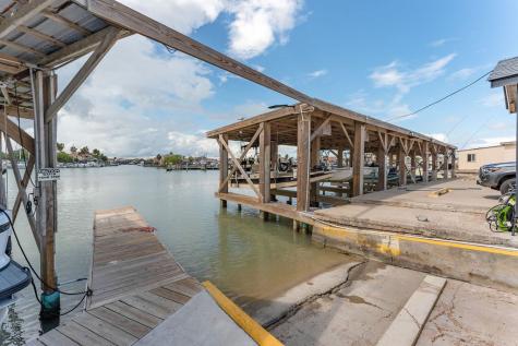 418 W Highway 100 Port Isabel TX 78578
