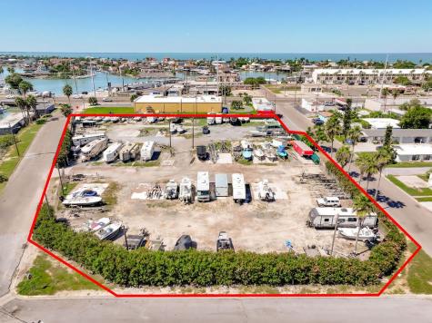 418 W Highway 100 Port Isabel TX 78578