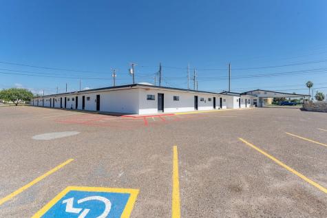 418 W Highway 100 Port Isabel TX 78578