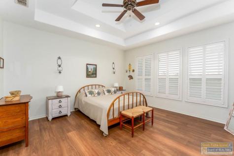 1 Hacienda Drive Laguna Vista TX 78578