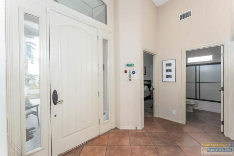 1 Hacienda Drive Laguna Vista TX 78578