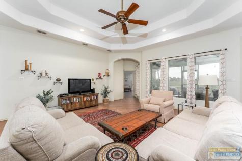 1 Hacienda Drive Laguna Vista TX 78578