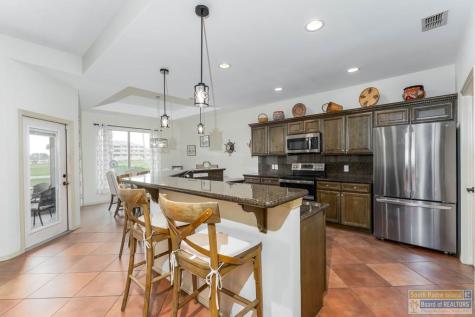 1 Hacienda Drive Laguna Vista TX 78578