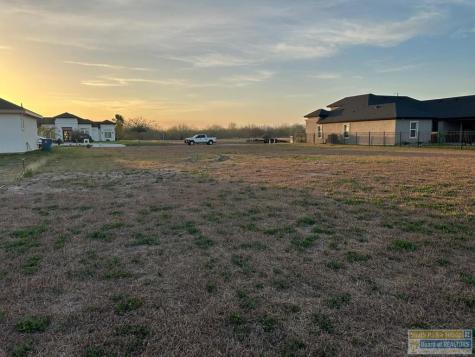 124 Canteros Drive Rancho Viejo TX 78575