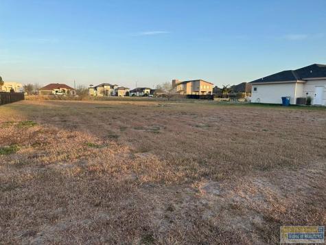 124 Canteros Drive Rancho Viejo TX 78575