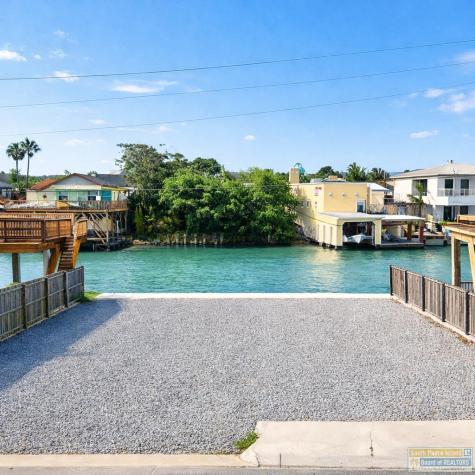 814 Tarpon Avenue Port Isabel TX 78578