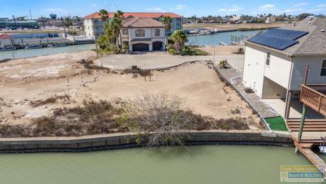 84 Harbor Island Drive Port Isabel TX 78578