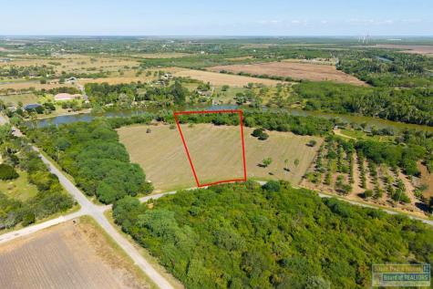 3 W Resaca Drive Bayview TX 78566