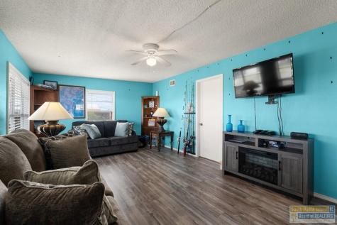 725 Bayshore Drive Port Mansfield TX 78598