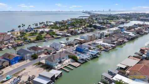 1109 Tarpon Avenue Port Isabel TX 78578