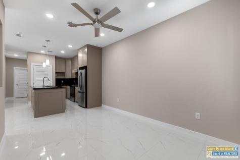 562 N Avenida Del Sol Brownsville TX 78526
