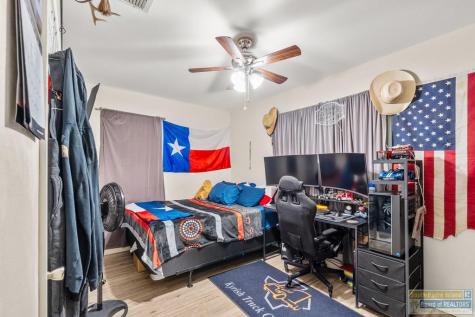 490 S Mccullough San Benito TX 78586