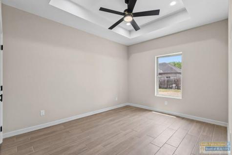 721 Carnation Los Fresnos TX 78566