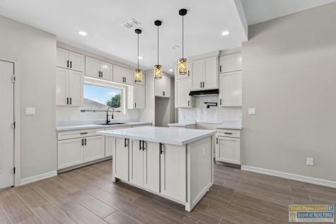 721 Carnation Los Fresnos TX 78566