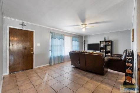 1513 E Crockett Avenue Harlingen TX 78550