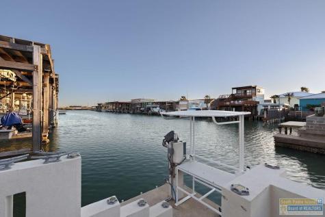 702 Adams Port Isabel TX 78578