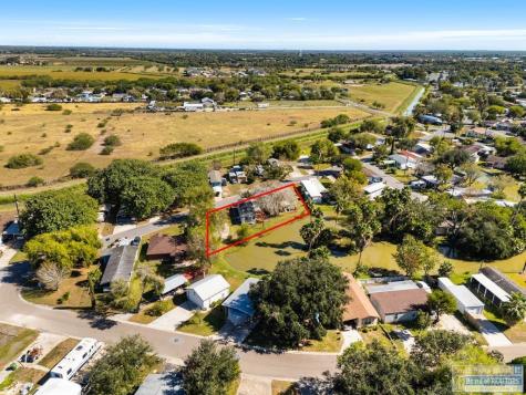 37 N Indian Lake Drive Los Fresnos TX 78566