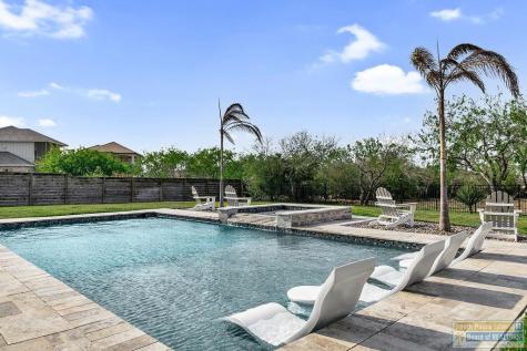 50 Whooping Crane Drive Laguna Vista TX 78578