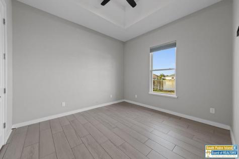 60 Whooping Crane Drive Laguna Vista TX 78578