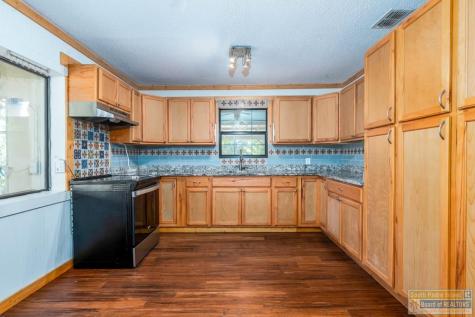 150 S Valencia Bayview TX 78566