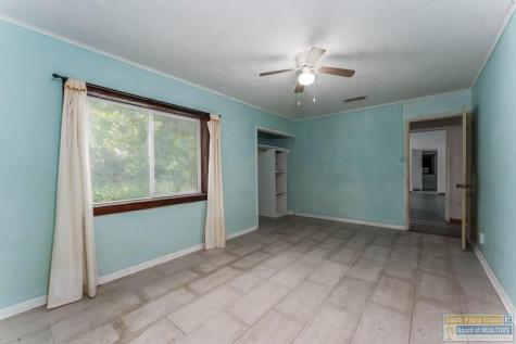 150 S Valencia Bayview TX 78566