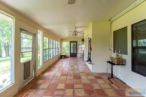 150 S Valencia Bayview TX 78566