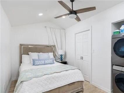 E Clam Circle Port Isabel TX 78589