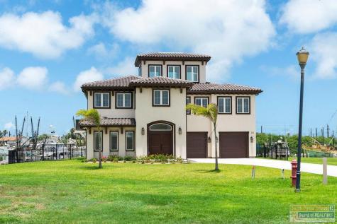302 Captain Kidd Port Isabel TX 78578