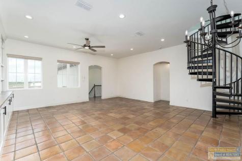 302 Captain Kidd Port Isabel TX 78578