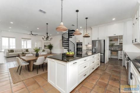 302 Captain Kidd Port Isabel TX 78578