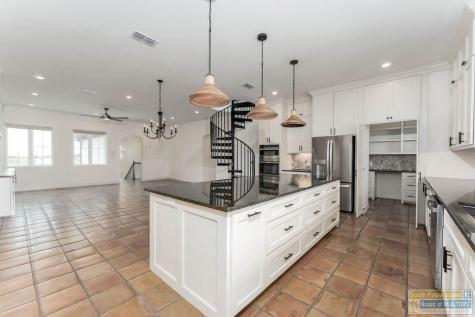 302 Captain Kidd Port Isabel TX 78578