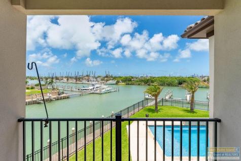 302 Captain Kidd Port Isabel TX 78578