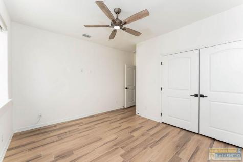 302 Captain Kidd Port Isabel TX 78578