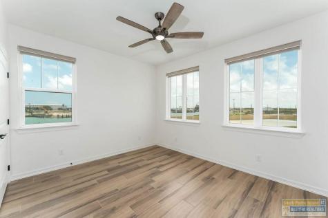 302 Captain Kidd Port Isabel TX 78578