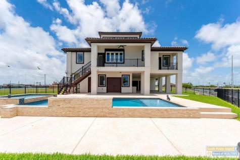 302 Captain Kidd Port Isabel TX 78578