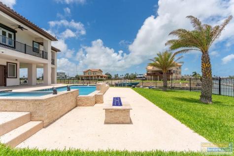 302 Captain Kidd Port Isabel TX 78578