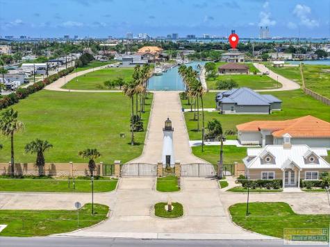 302 Captain Kidd Port Isabel TX 78578