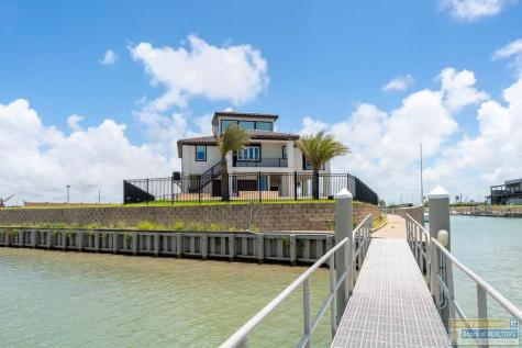 302 Captain Kidd Port Isabel TX 78578