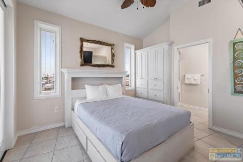 901 Trout Avenue Port Isabel TX 78578