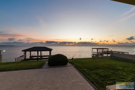 606 Beach Boulevard Laguna Vista TX 78578