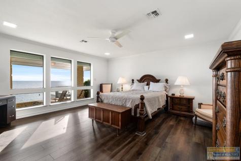 606 Beach Boulevard Laguna Vista TX 78578