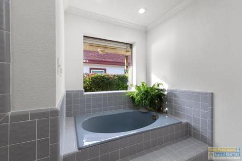 606 Beach Boulevard Laguna Vista TX 78578