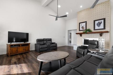 606 Beach Boulevard Laguna Vista TX 78578
