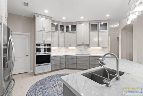 6 Country Club Drive Laguna Vista TX 78578
