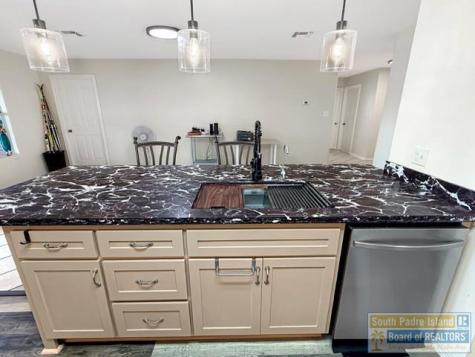 13 Lakewood Drive Laguna Vista TX 78578
