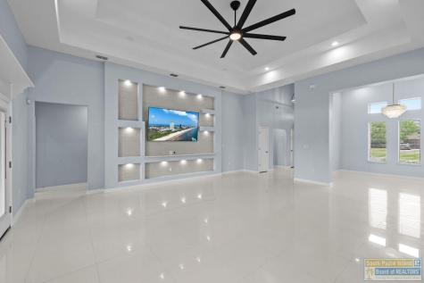 914 Palm Boulevard Laguna Vista TX 78578