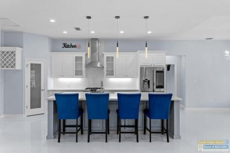 914 Palm Boulevard Laguna Vista TX 78578
