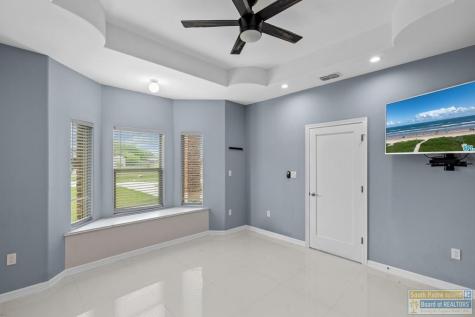 914 Palm Boulevard Laguna Vista TX 78578